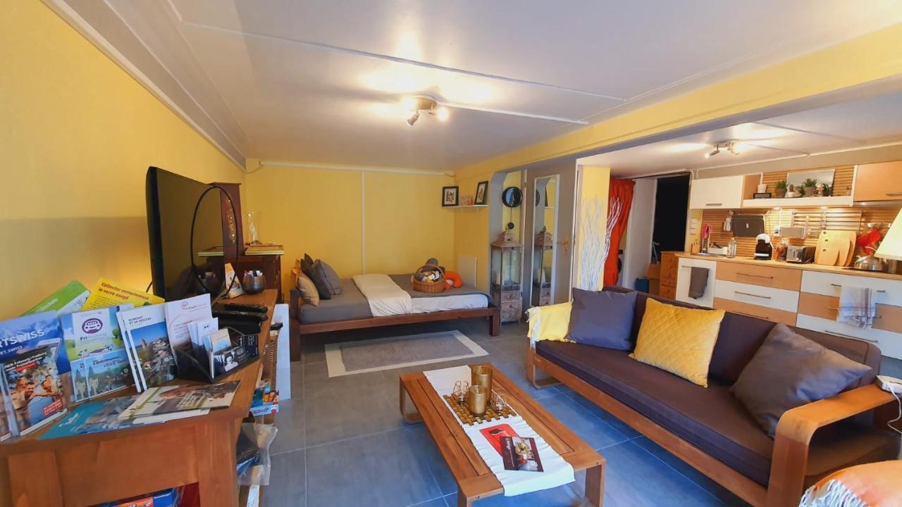 Ravissant Studio Neuf, Entierement Equipe, Fonctionnel De 40 M2 Avec Entree Independante Dans La Campagne Campagnes Massonnens Dış mekan fotoğraf